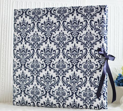 ベビーアルバム　ダマスク(ホワイト＆ネイビー)